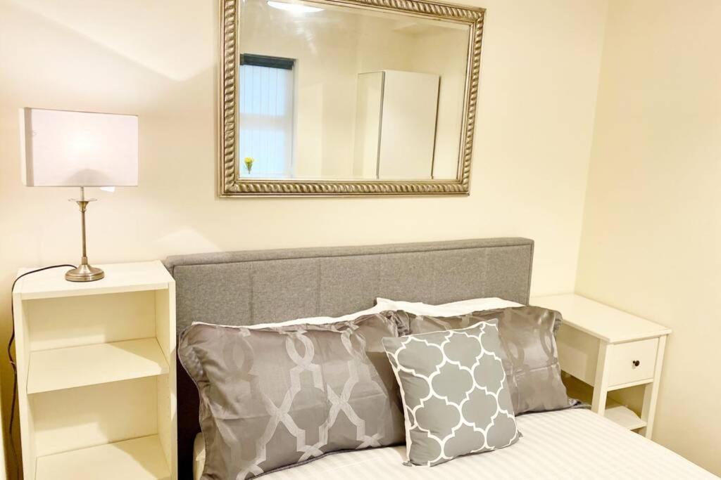 Bishopsgate Luxury Apartment Ковънтри Екстериор снимка